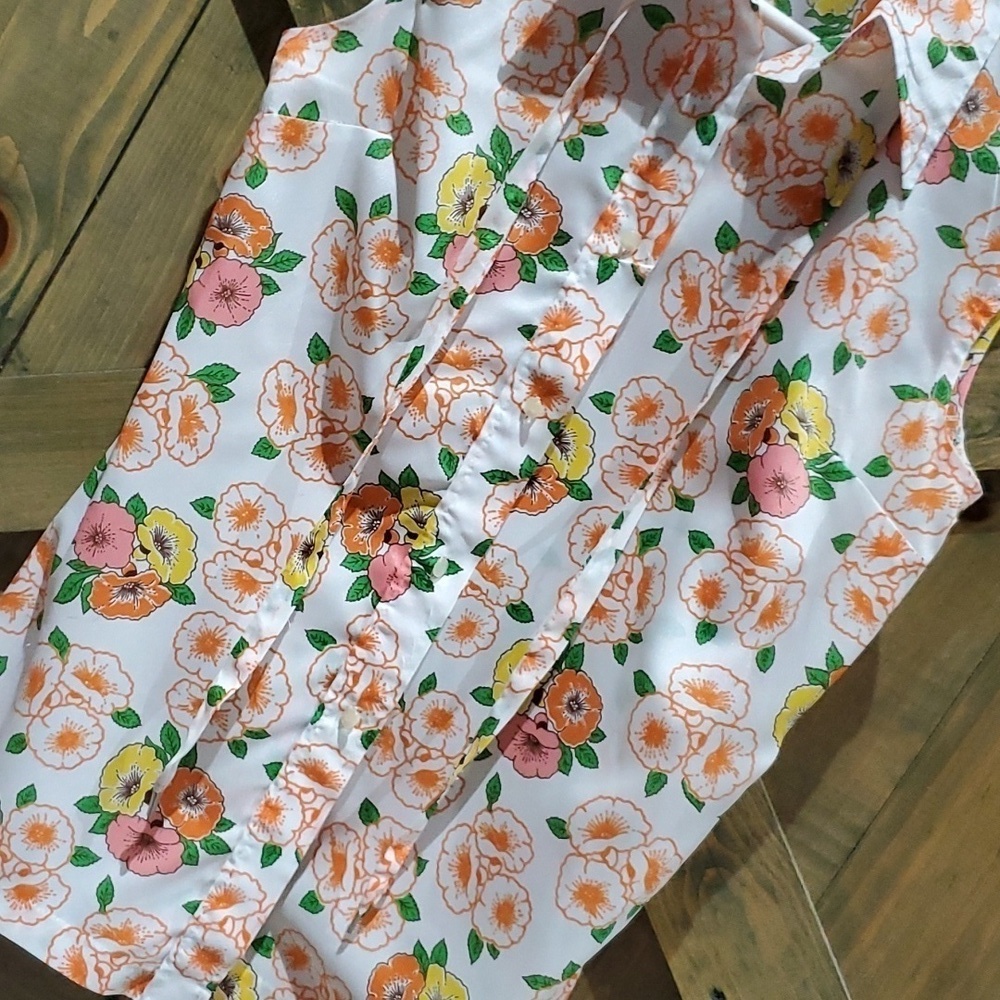 VINTAGE MISS POLLY SLEEVELESS BLOUSE TOP WITH FLORAL PRINT BUTTONDOWN MOD - Picture 8 of 11